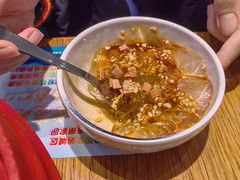 -红渡小香·牛肉麻辣香锅(车站南路店)
