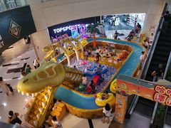 -鸿通城购物中心