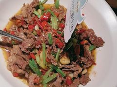 -佬麻雀·剁椒鱼头(京基KK One店)