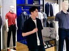 -王府井百货熙地港店