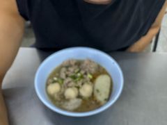 -榮泰米粉湯(Left Shop)