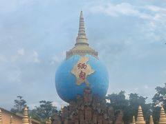 -一寨两国风景区