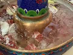 -毛辣果·贵州红酸汤牛肉火锅(西单店)