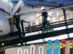-Hopo Snow 城市滑雪空间(来福士广场购物中心店)