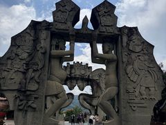 -墨江北回归线标志园