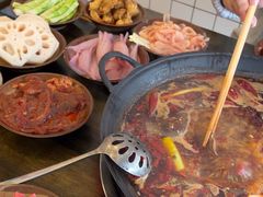 -黄潇洒老火锅(九眼桥宏济巷店)