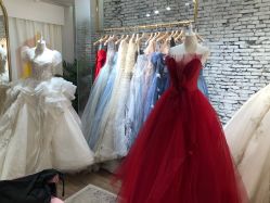 -LA GRACE高端婚纱礼服定制馆