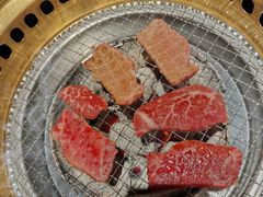 -山川小町·极番烧肉(新地假日广场店)