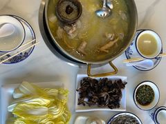 -朴小妹人参鸡汤火锅(长白山万达店)