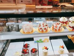 -花花卷卷·鲜食蛋糕(静安久光百货店)