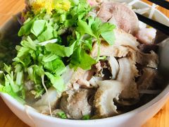 -潮镇老尾牛杂(环城西路店)