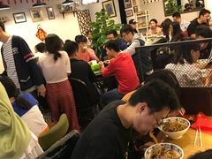 大堂-黑八私房老北京炸酱面