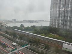 -东荟城名店仓