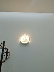 -苗医生专业祛痘·皮肤管理