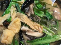 能喝汤的麻辣烫-金太阳海鲜烧烤·本地人餐厅(东纬路旗舰店)