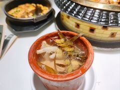 石橄榄炖鸡脚-原味田园·客家菜·土窑鸡(中航城君尚购物中心店)