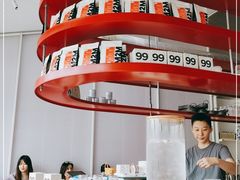 -UNI UNI(环亚凯瑟琳店)