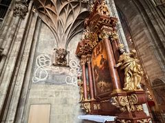 -斯蒂芬主教座堂(Stephansdom)