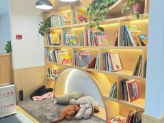 -红黄蓝成长中心(海淀上地店)