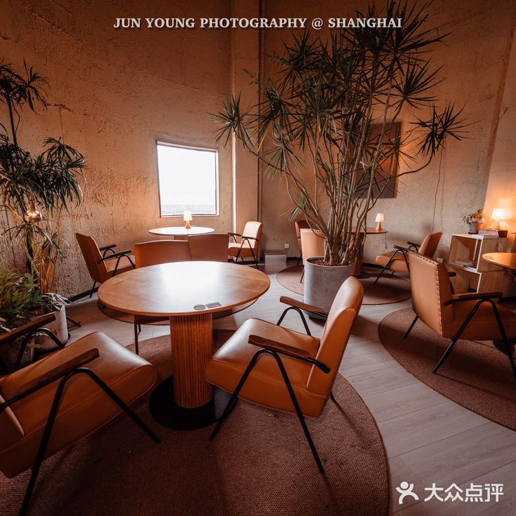 城市探店奇遇记 | 一尺花园筒仓店