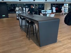 -奔驰上海利星(七宝店)