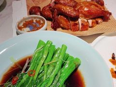 -荷花亭·湖北融合菜(中商广场店)