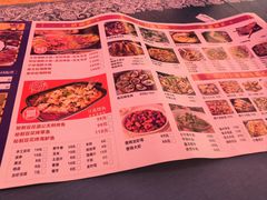 -小桥衢州人家·海鲜烧烤·盱眙龙虾(万达水街店)