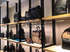 -王府井百货(中州中路店)