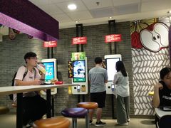 -麦当劳(广州新港东路第二分店)