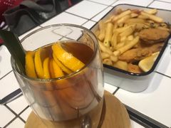 美式风味炸鸡翅配薯条-MIKAKU(万达广场上海宝山店)