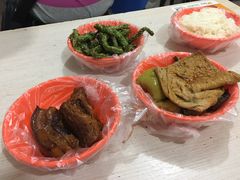 -咱家王新国把子肉(县东巷店)