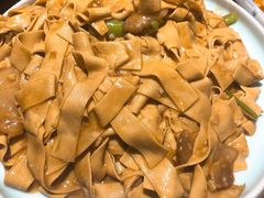 平山干豆腐尖椒-95号酱骨·一块豆腐(展春园西路店)