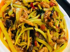 -万重锦·人文川菜馆(骡马市店)