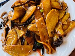 臻蘑土豆片-老山记海城馅饼大酒店(振兴小区店)