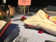 -弦月窗LUNETTE BY AMANDA(复兴路店)