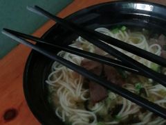 -花溪巷牛肉粉(泉城路店)