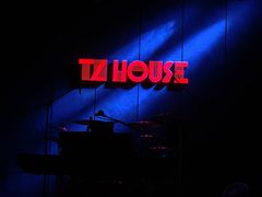 -TZ House音乐现场(茅台店)