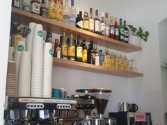 -WOW coffee