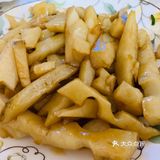 秋天最适合女生吃的糖醋藕,酸酸甜甜好味道。