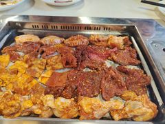 -爱客得牛排海鲜烤肉·火锅自助(春熙路黑金好店)