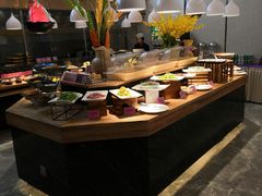 自助取餐区-茅庐川菜