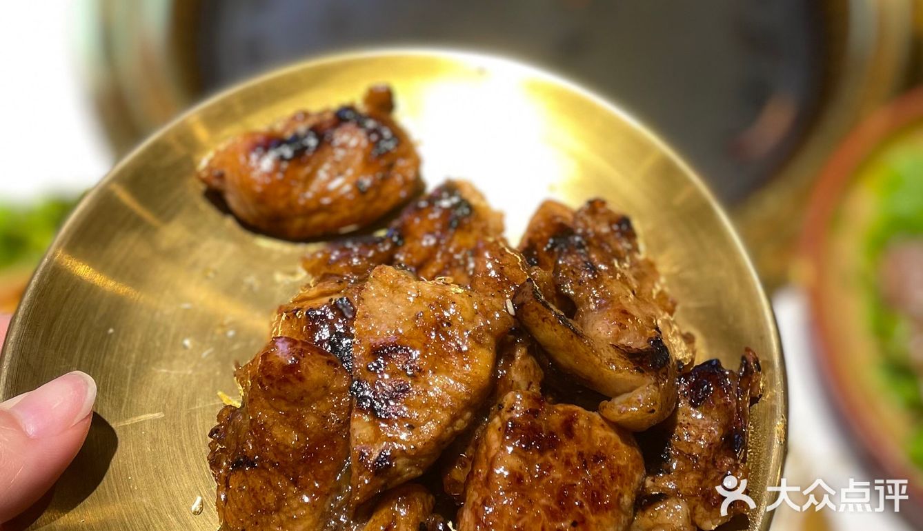 原来东北烤肉的肉一点也不油腻