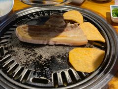 -唯成•韩国炭火烤肉 유성고기