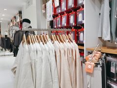 -优衣库(北京万柳华联购物中心店)