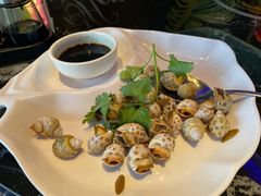 -荣誉海鲜酒楼(海湾店)