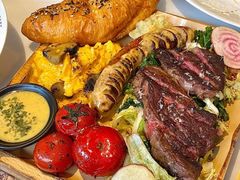 -Mark&Mars Restaurant