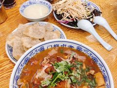 卤煮火烧-门框胡同百年卤煮(新街口店)