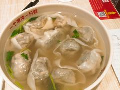 荠菜猪肉馄饨-南城香·饭香串香馄饨香(青年路店)