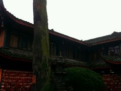 -峨眉山报国寺