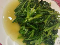 -香巴拉云南餐厅(华莱坞店)